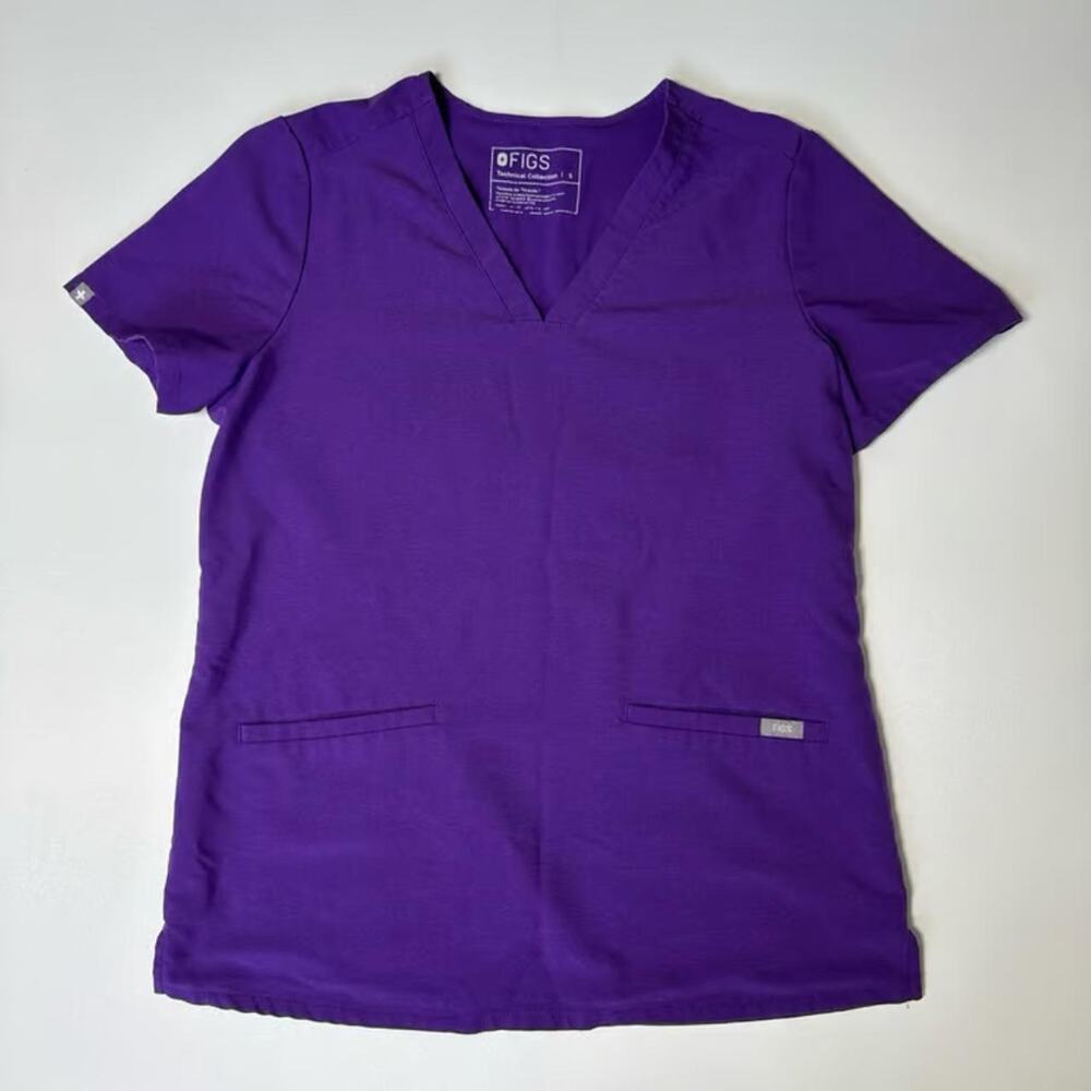 FIGS Casma Three Pocket Scrub Top